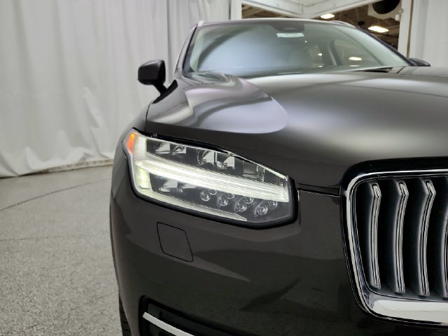 Certified 2024 Volvo XC90 B6 Plus w/ Protection Package Premier AWD/4WD image 33