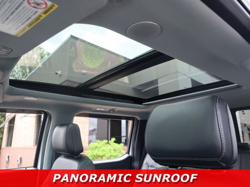 Used 2024 Ford F350 Lariat w/ Lariat Ultimate Package image 31