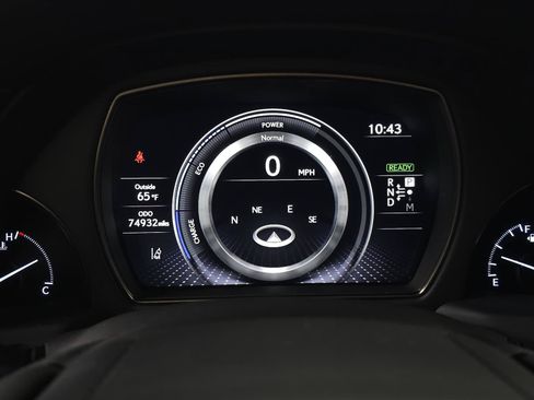 Used 2019 Lexus LS 500h AWD image 21