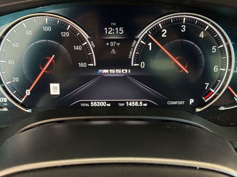 Used 2018 BMW M550i xDrive w/ Driving Assistance Package AWD/4WD image 21
