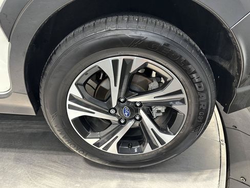 Used 2024 Subaru Crosstrek 2.0i Premium AWD/4WD image 10