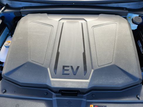 New 2026 Hyundai Ioniq 5 Limited image 17