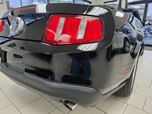 Used 2012 Ford Mustang Convertible image 14