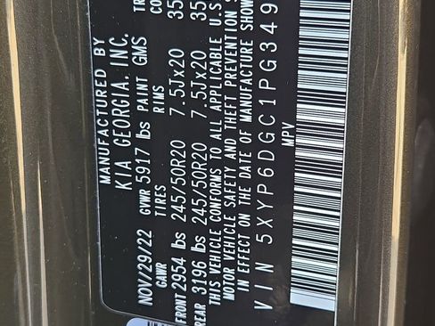 Certified 2023 Kia Telluride S image 14