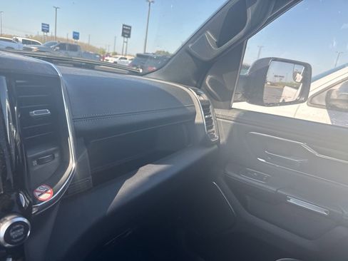 Used 2024 RAM 1500 Laramie image 16