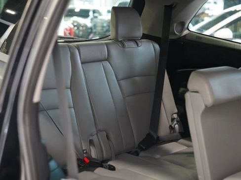 Used 2017 Honda Pilot Touring image 55