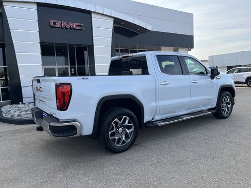 New 2026 GMC Sierra 1500 SLT w/ SLT Premium Plus Package AWD/4WD image 3