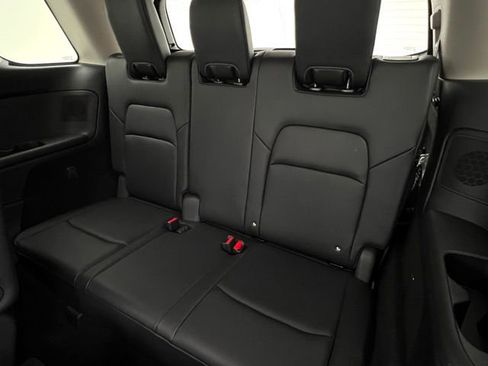 Used 2022 Nissan Pathfinder SL w/ SL Premium Package AWD/4WD image 16