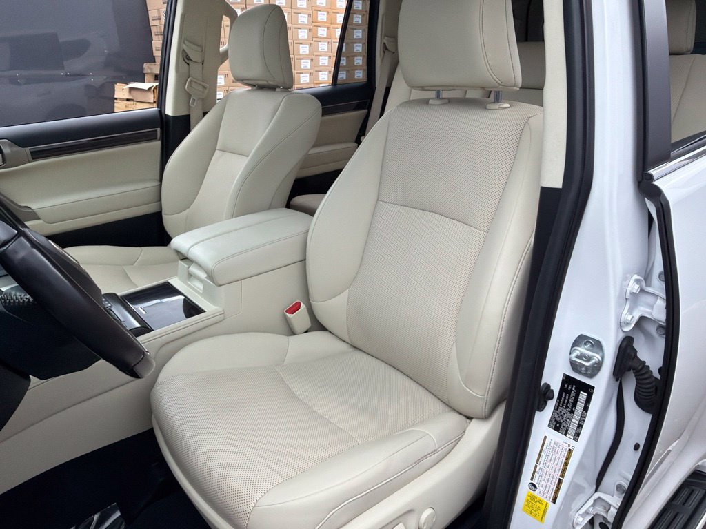 Used 2020 Lexus GX 460 Premium w/ Premium Package AWD/4WD image 22