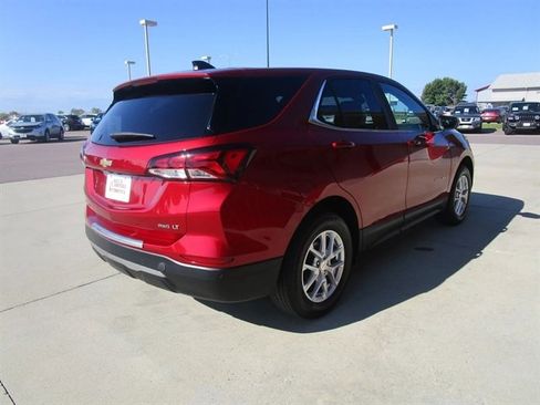 Used 2022 Chevrolet Equinox LT image 8