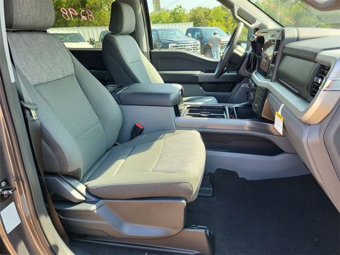 New 2026 Ford F250 XLT w/ XLT Premium Package image 25