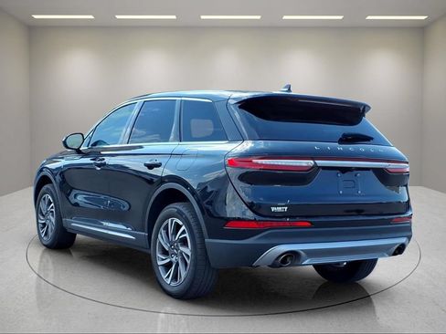 Used 2023 Lincoln Corsair AWD image 20