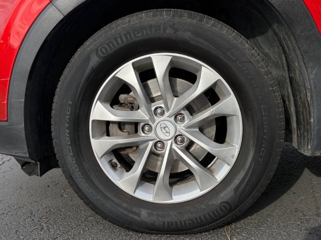 Used 2020 Hyundai Santa Fe SE AWD/4WD image 26