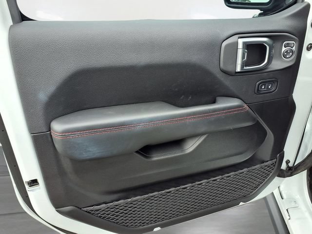 Used 2025 Jeep Wrangler Unlimited Rubicon AWD/4WD image 15