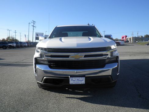 Used 2021 Chevrolet Silverado 1500 LT image 2
