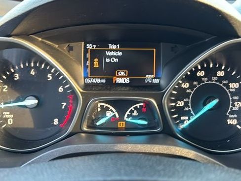 Used 2018 Ford Escape SE FWD image 12