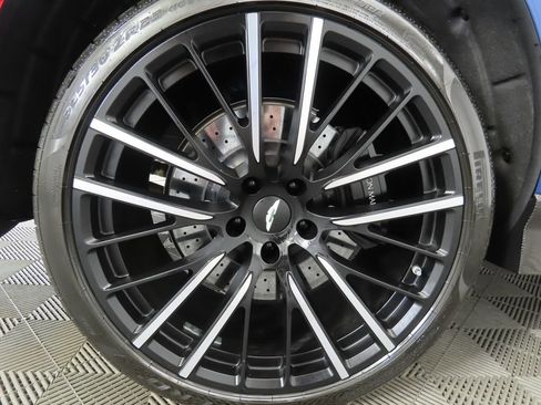 Used 2023 Aston Martin DBX 707 image 31