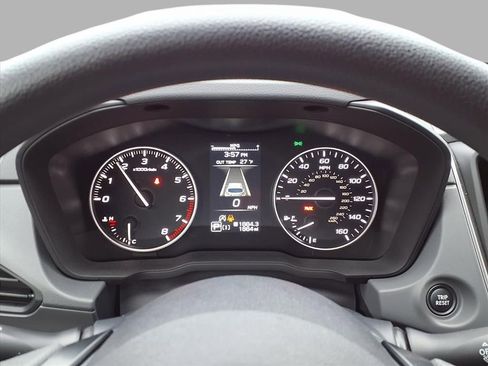 Certified 2025 Subaru Crosstrek 2.0i Premium image 9