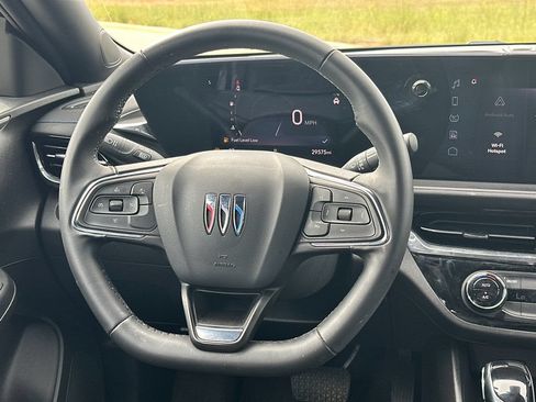 Used 2025 Buick Envista Sport Touring FWD image 23