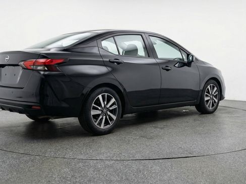 Used 2025 Nissan Versa SV FWD image 9
