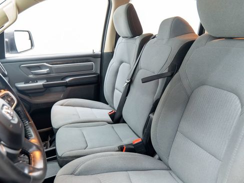 Used 2020 RAM 1500 Big Horn AWD/4WD image 35