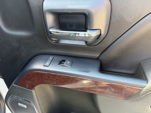 Used 2017 GMC Sierra 1500 SLT w/ SLT Premium Package image 46