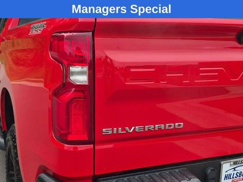 Used 2019 Chevrolet Silverado 1500 LT Trail Boss w/ Convenience Package AWD/4WD image 21
