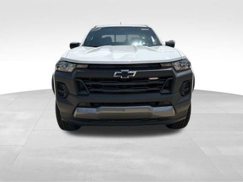New 2025 Chevrolet Colorado Trail Boss w/ Midnight Edition image 9