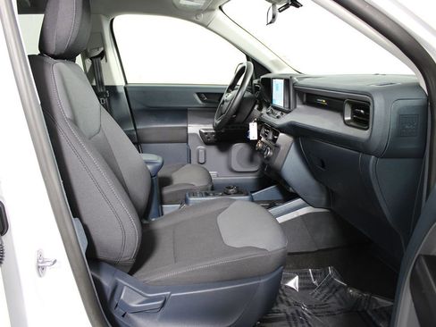 Used 2023 Ford Maverick Lariat image 16