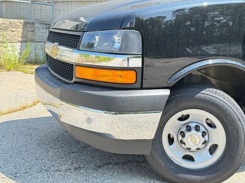 New 2025 Chevrolet Express 2500 Work Van w/ Driver Convenience Package image 3