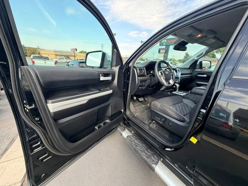 Used 2021 Toyota Tundra SR5 w/ TRD Off-Road Package AWD/4WD image 9
