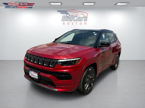 Used 2024 Jeep Compass Limited w/ High Altitude Package AWD/4WD image 1