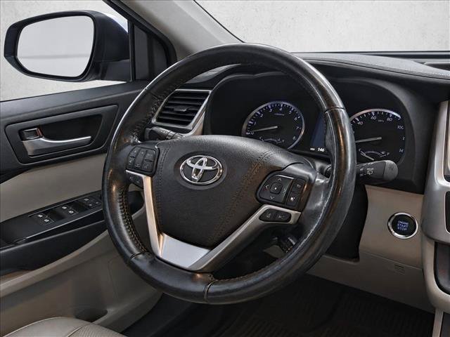 Used 2017 Toyota Highlander Limited Platinum w/ Protection Package #3 AWD/4WD image 19