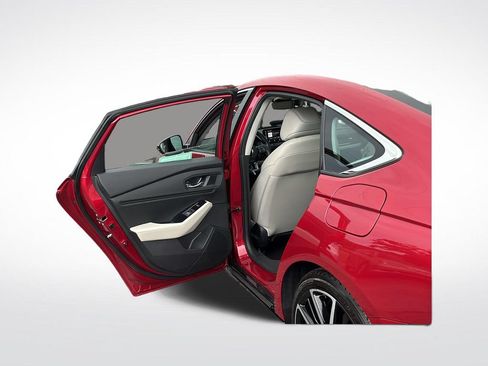 Used 2023 Honda Accord Touring image 28