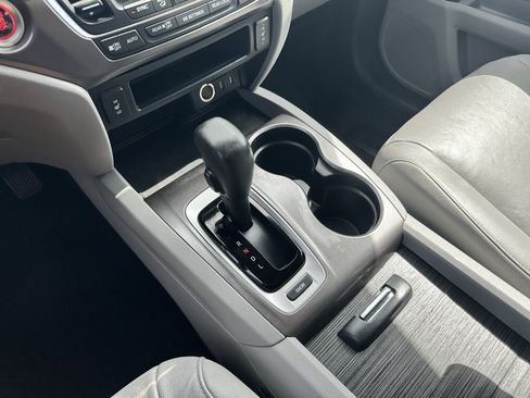 Used 2016 Honda Pilot EX-L image 31