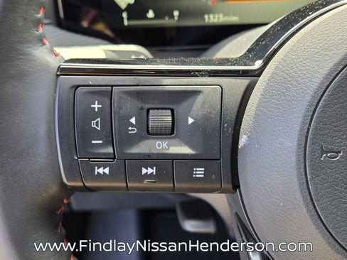 Used 2025 Nissan Kicks SR AWD/4WD image 24