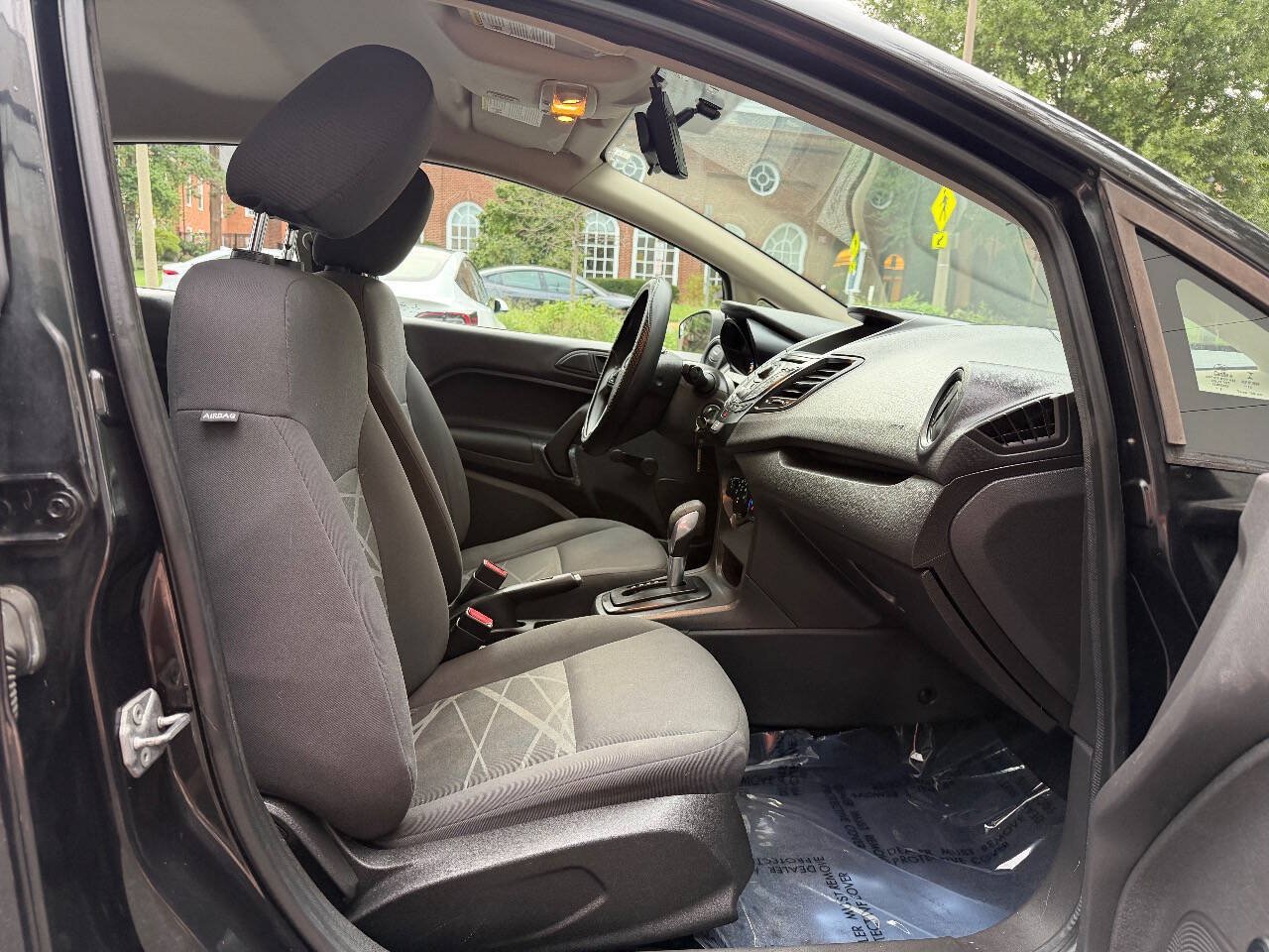 Used 2015 Ford Fiesta S FWD image 19