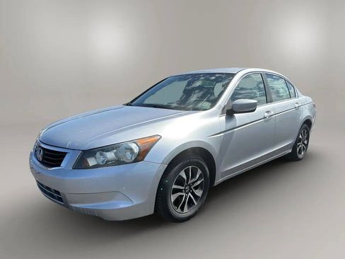 Used 2009 Honda Accord LX-P image 3