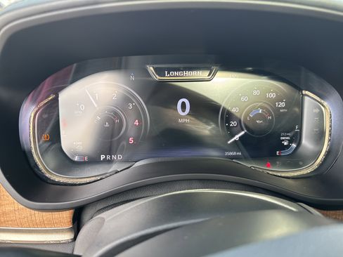 Used 2023 RAM 2500 Limited image 33