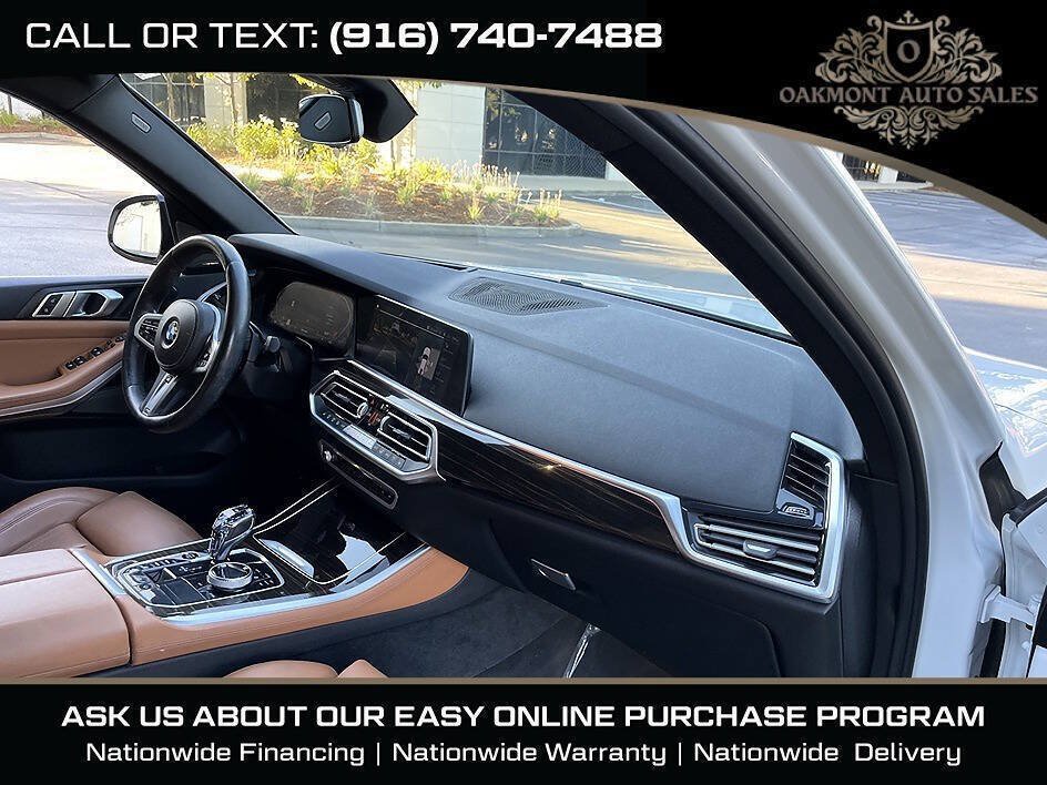 Used 2019 BMW X5 xDrive40i w/ M Sport Package AWD/4WD image 16