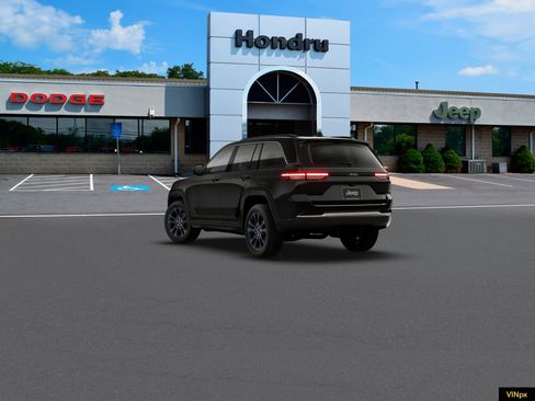 New 2026 Jeep Grand Cherokee Limited AWD/4WD image 5