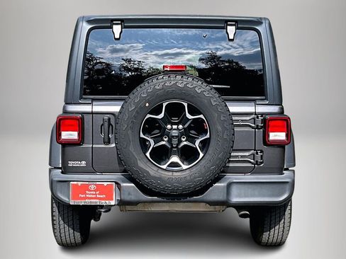 Used 2021 Jeep Wrangler Unlimited Sport image 6