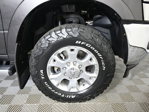 Used 2020 RAM 2500 Laramie AWD/4WD image 12