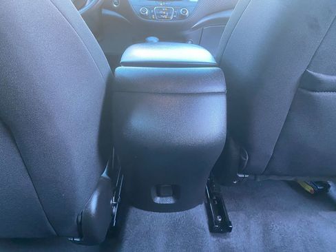 Used 2023 Chevrolet Malibu LS image 26