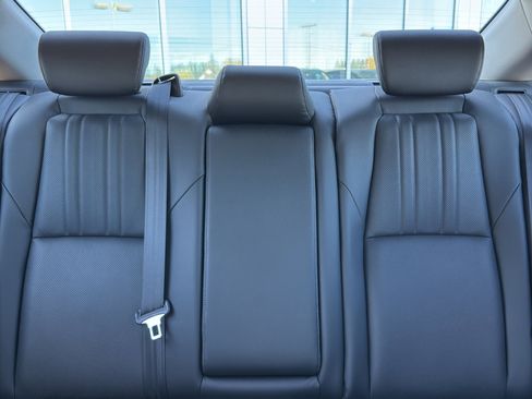 Used 2018 Honda Accord Touring image 21