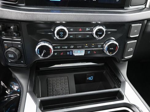 New 2026 Ford F250 Platinum w/ FX4 Off-Road Package image 9