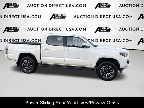 Used 2021 Toyota Tacoma TRD Sport w/ Technology Package AWD/4WD image 23