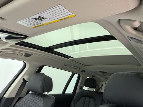 Used 2020 BMW X7 xDrive40i w/ Premium Package AWD/4WD image 23