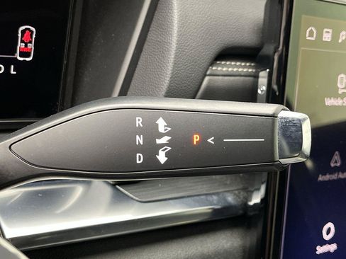 Certified 2025 GMC Terrain Elevation AWD/4WD image 23