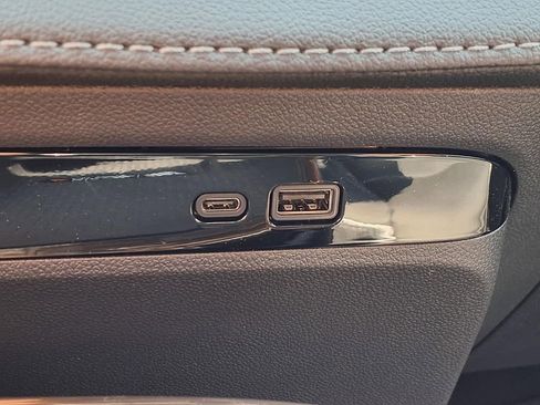 New 2026 Buick Enclave Avenir w/ Super Cruise Package FWD image 6
